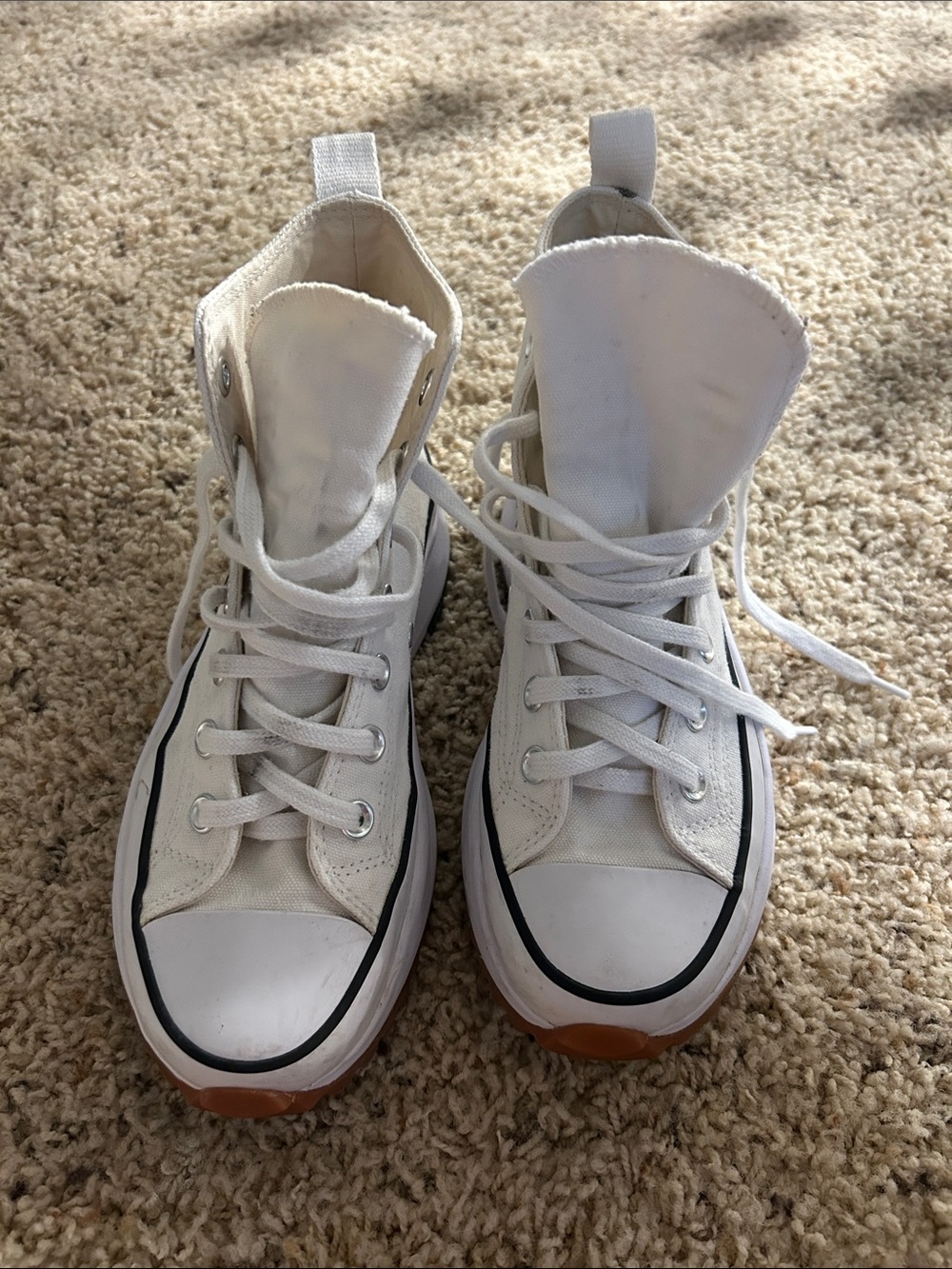 Converse Run Star Hike